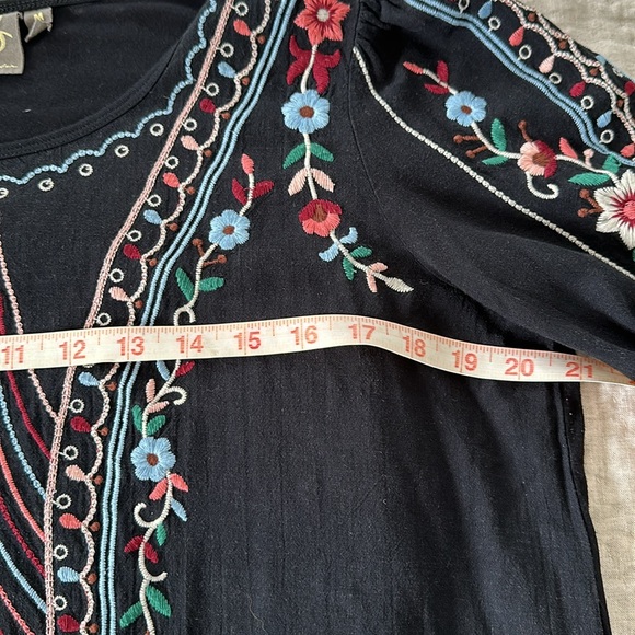 Anthropologie One September embroidered Top - Picture 3 of 6